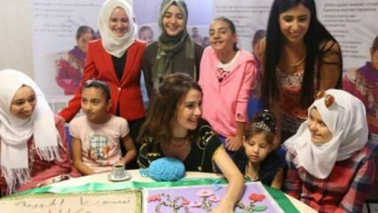 Songül Öden ontmoette Syrische vrouwen
