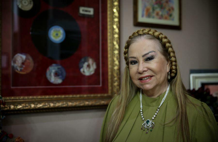 Radicale beslissing van de 81-jarige Bedia Akartürk! je gezicht...