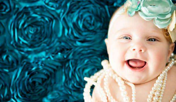 Hoe maak je een bloemenhoofdband voor baby's? Modellen van gezellige hoofdbanden