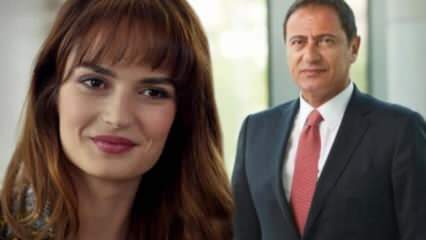 Acteur Selin Demiratar trouwde met zakenman Mehmet Ali Çebi
