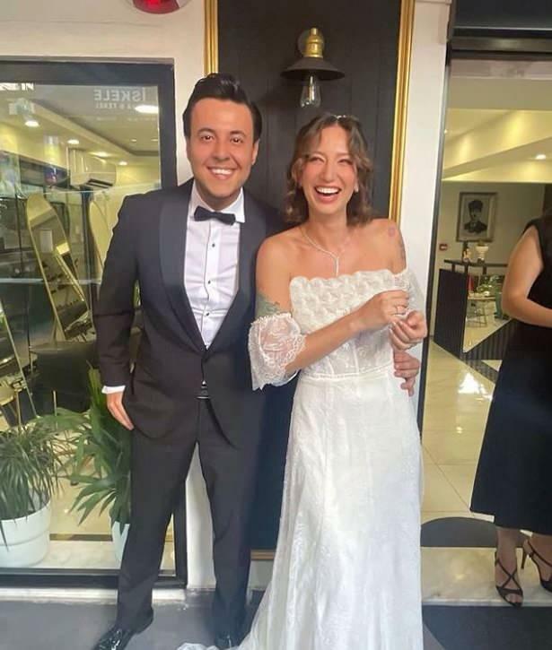Delen van Burak Topaloğlu met zijn vrouw 