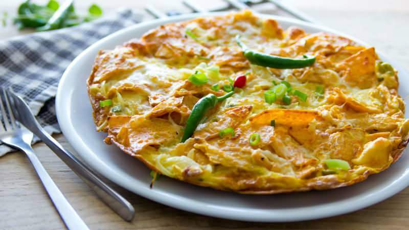 Hoe maak je de gemakkelijkste omelet? Tips voor het maken van kaasomeletten