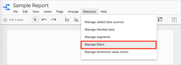 Om gegevens te filteren en groepen te maken die u kunt gebruiken, klikt u op Bron in de menubalk en selecteert u Filters beheren in het vervolgkeuzemenu.