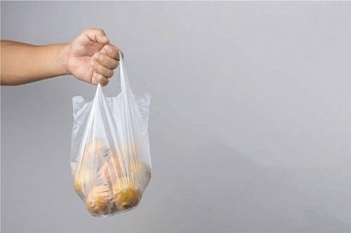 voorzorgsmaatregelen die moeten worden genomen voor het reinigen van zakken bij het boodschappen doen