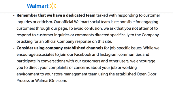 In het sociale mediabeleid van Walmart worden medewerkers aangespoord om het toegewijde sociale mediateam van het bedrijf de zorgen van klanten te laten afhandelen.