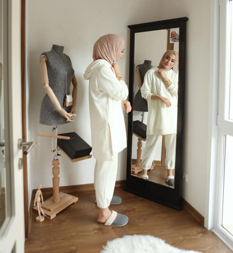 De meest populaire trainingspakken in hijab-kleding De mooiste trainingspakken