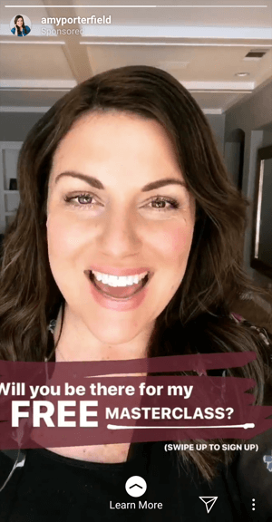 Instagram-verhalen plaatsen met een swipe-up call-to-action door @amyporterfield.