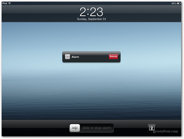 Stel iOS 6 Alarm in om je wakker te maken met elk nummer