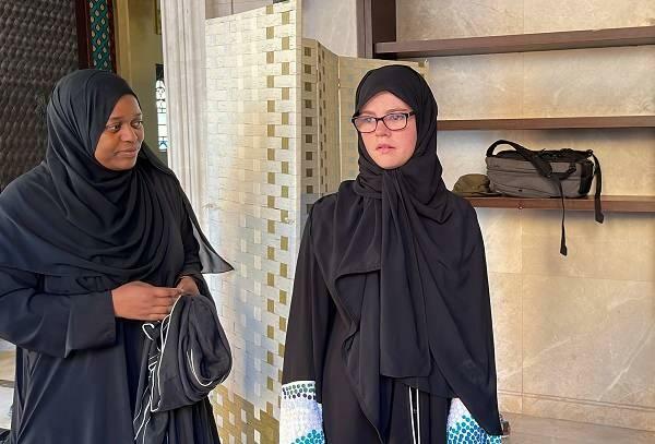 In Qatar bekeerden 2 toeristen zich tot de islam