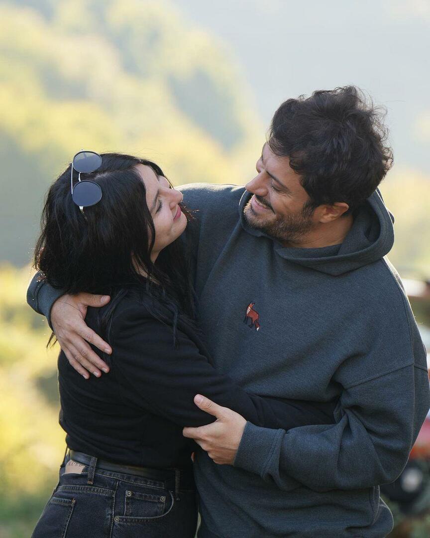 Yasemin Saklıoğlu en haar man Burak Yırır