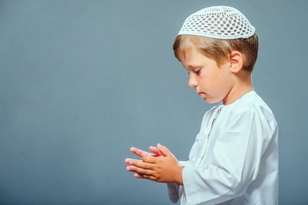 Kinderen leren bidden