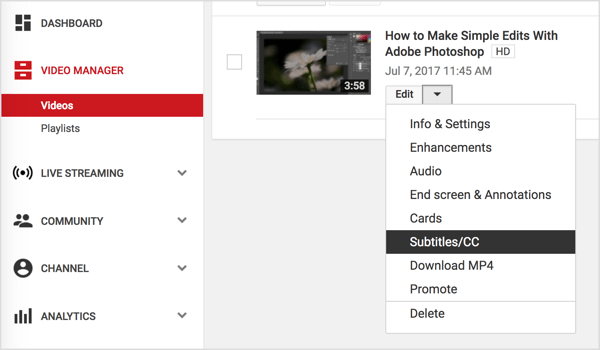 Navigeer naar je YouTube-video en kies Ondertitels / CC in het vervolgkeuzemenu Bewerken.