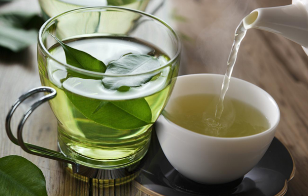 Hoe verzwakken met groene thee?