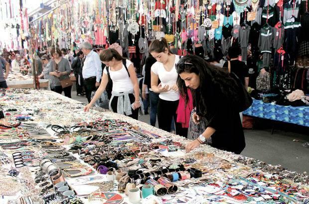 Foto's van de Bakirkoy Society-markt