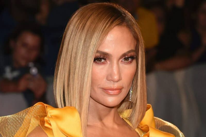 Het coronavirus heeft de bruiloft van de beroemde zangeres Jennifer Lopez opgeschort!