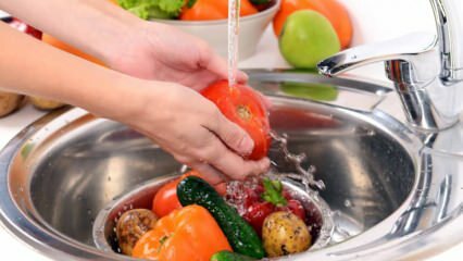 Hoe moeten groenten en fruit worden gewassen? Deze fouten veroorzaken vergiftiging!