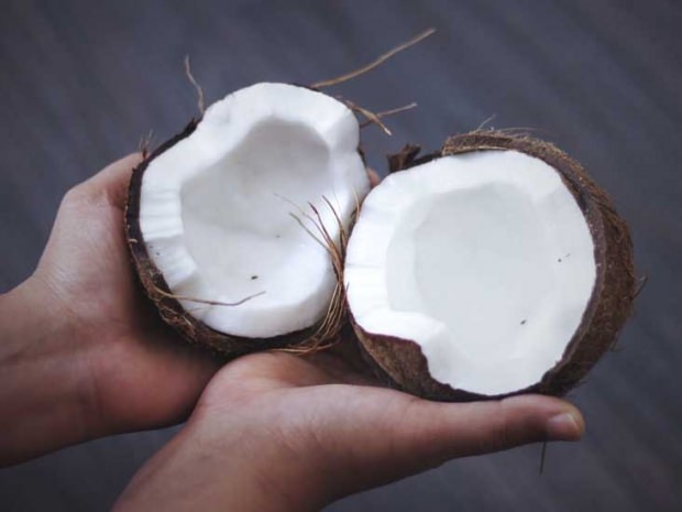 Wat zijn de voordelen van kokosolie voor de huid en het gezicht? Hoe het te gebruiken