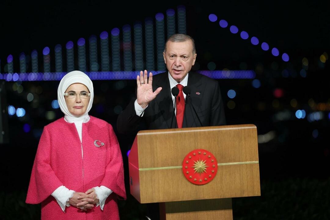 100ste verjaardag van First Lady Erdoğan. boodschap van het jaar: "De Republiek is de onveranderlijke gids van onze toekomst!"
