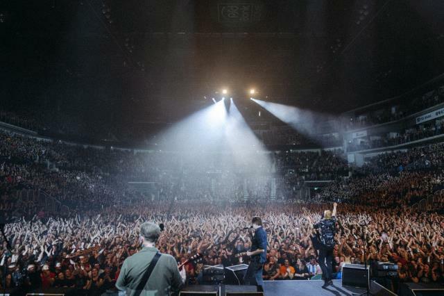 rockband Toten Hosen haalt bij concert ruim 1 miljoen euro op voor slachtoffers aardbeving
