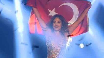 Gebaar van Jennifer Lopez aan Turken!