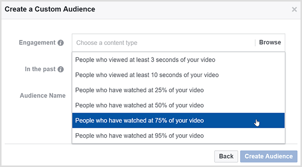 Het dialoogvenster Facebook Create a Custom Audience bevat opties om advertenties te targeten op mensen die een bepaald percentage van je video hebben bekeken.