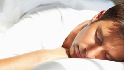 Wat is slaperige slaap, wanneer is het tijd om te verliezen? Wetenschappelijke voordelen van lunchslaap