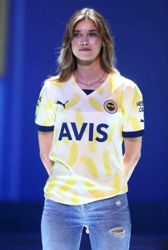 Afra Saracoglu