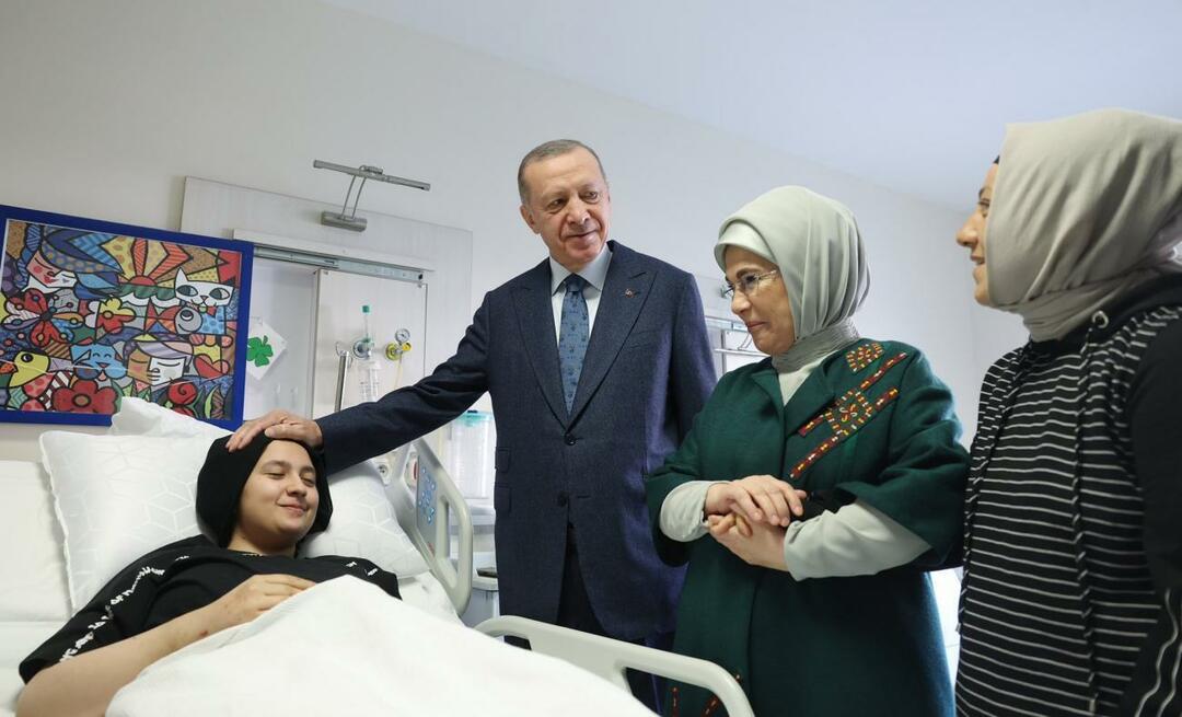 President Erdoğan en zijn vrouw Emine Erdoğan hadden een ontmoeting met de kinderen van de ramp