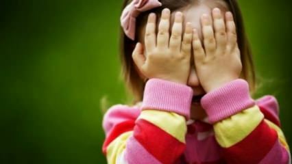 Hoe verlegen kinderen behandelen?