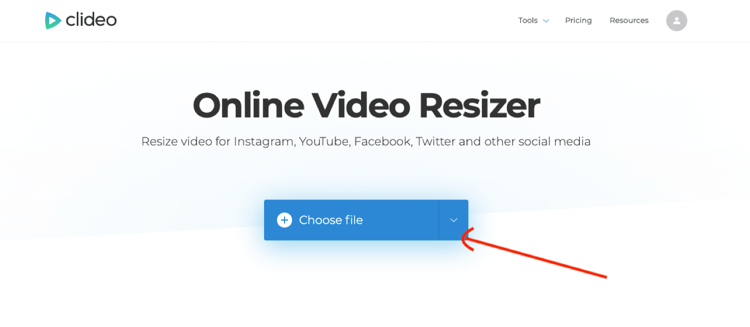 upload video naar Clideo Online Video Resizer