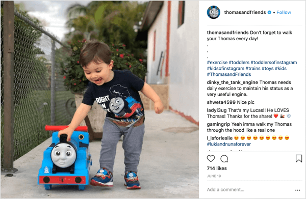 Thomas & Friends deelt foto's die zijn ingezonden door ouders van kinderen met behulp van merchandise van het merk.
