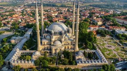 Waar ligt Selimiye-moskee? In welk district ligt de Selimiye-moskee? Belang van de Selimiye-moskee