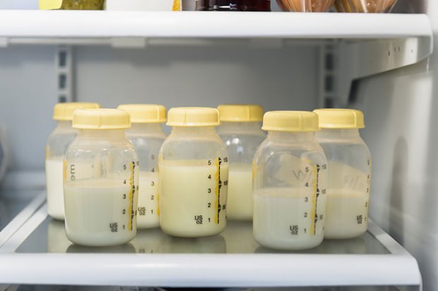 Hoe wordt moedermelk bewaard?