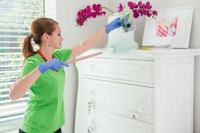 Hoe wordt er in mei schoongemaakt? De makkelijkste schoonmaaktips! Diepe hoekreiniging