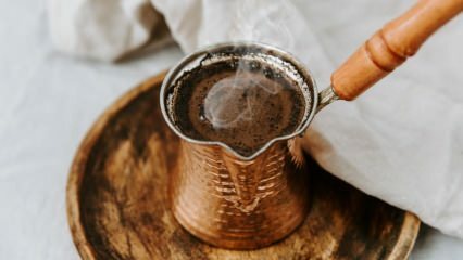 Hoe maak je Turkse koffie met frisdrank? De makkelijkste tips van schuimige koffie