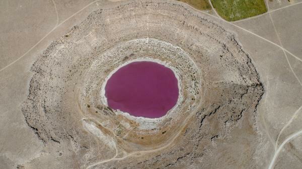 helling sinkhole meer