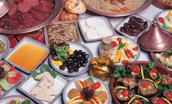 Tips voor het bereiden van iftar en sahur tafel