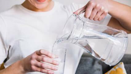 Hoeveel water moeten we per dag drinken? Het belang van water voor het menselijk lichaam