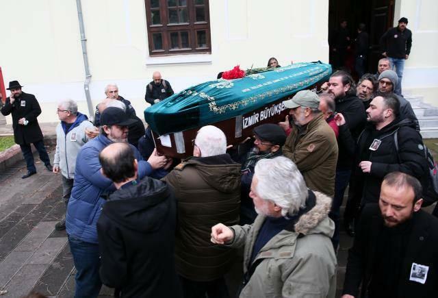 Het lichaam van Levent Güner werd begraven op de oude begraafplaats van Bornova