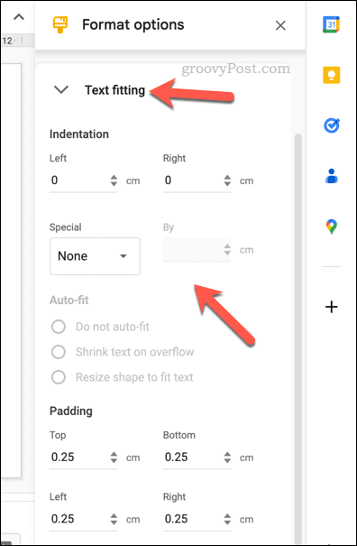 Opties voor tekstaanpassing wijzigen voor een Google Presentaties-tabel