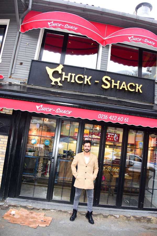 Yusuf Güney opende de Chicken Shop in Çengelköy!