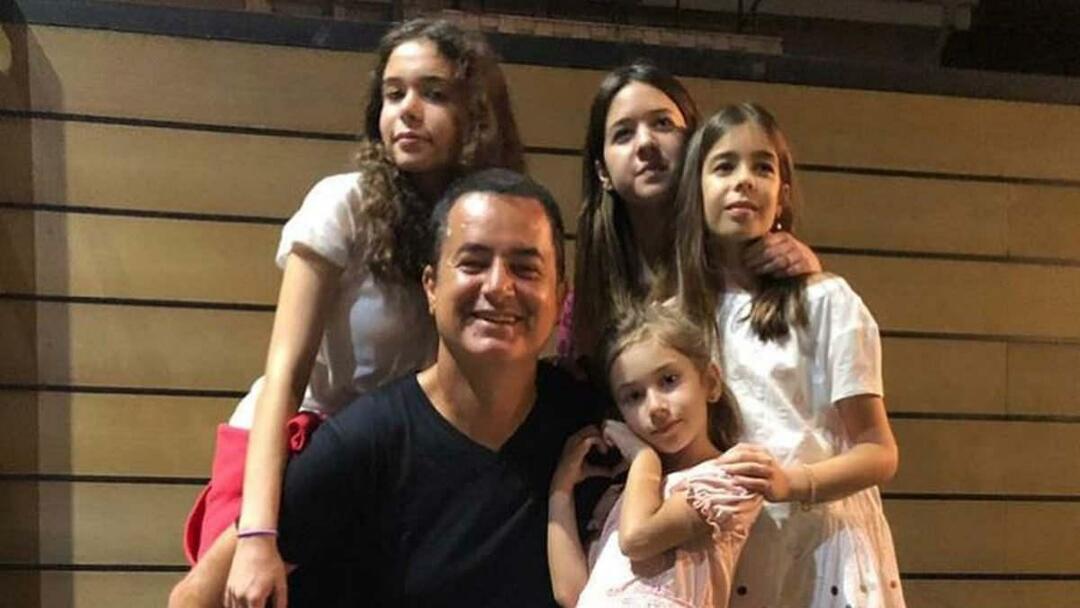 Acun Ilicali en haar dochters