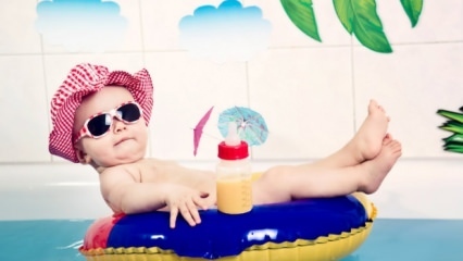 Wat doe je in de babykoffer als je op vakantie gaat? Lijst met vakantiebehoeften voor baby's