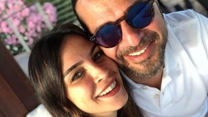 Engin Altan Düzyatan vierde zijn verjaardag met zijn vrouw Neslişah Alkoçlar