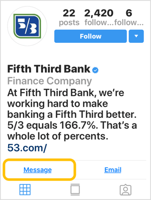 Instagram-profiel voor bank met call-to-action-knop voor berichten.
