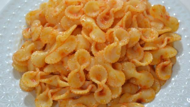 Hoe maak je pasta met tomatenpuree? De sleutel tot het maken van pasta met tomatenpuree