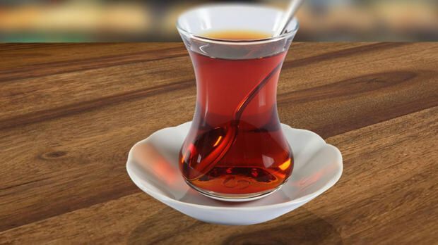 Wat gebeurt er als je 20 kopjes thee per dag drinkt?