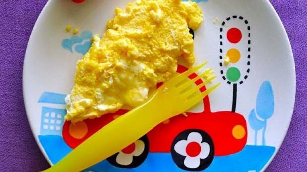 Hoe wordt een babyomelet gemaakt? Gemakkelijke en praktische hartige omeletrecepten voor baby's