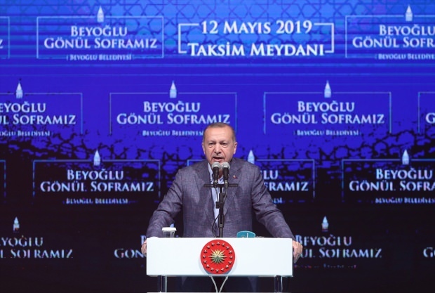 President Erdoğan: De kunstenaar gaat niet fout