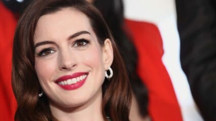 Anne Hathaway vertelde met haar volgers dat ze voor de tweede keer zwanger was!